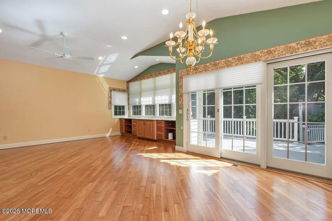 Photo of 48 Ravine Drive