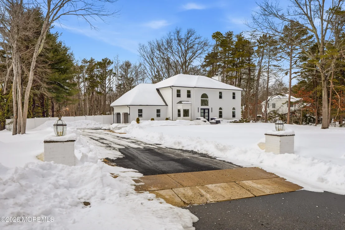 Photo of 20 Overlook Drive