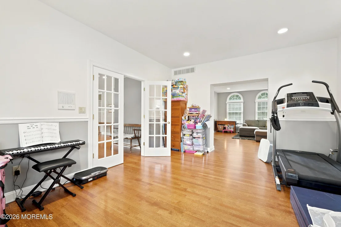 Photo of 335 Ticetown Road