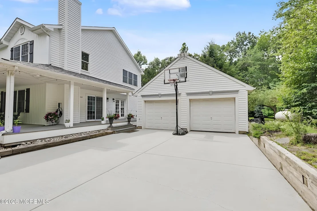 Photo of 700 Wright Debow Road