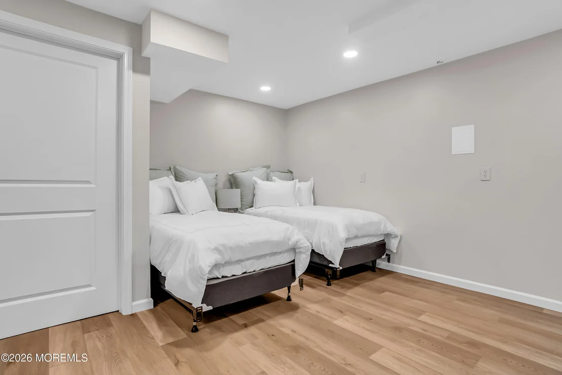 Photo of 49 Grand Boulevard