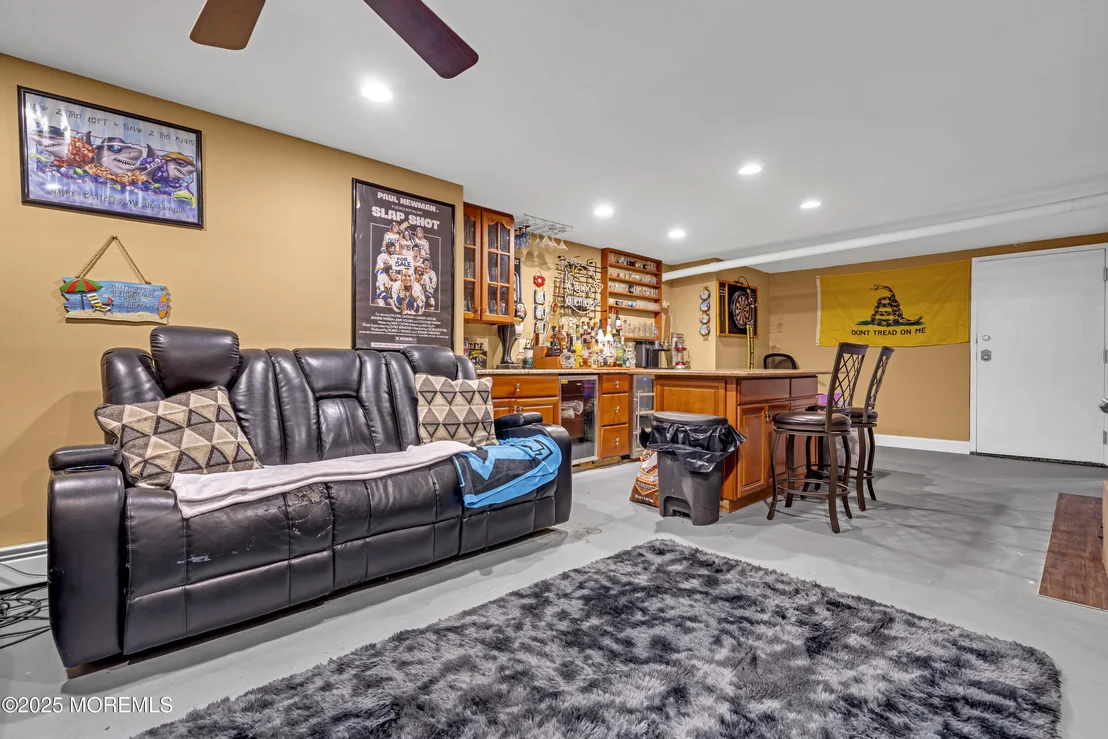 Photo of 110 4th Avenue