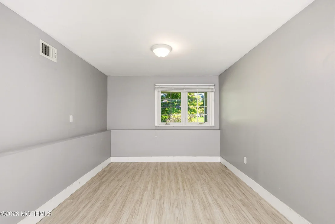 Photo of 687 Northstream Drive