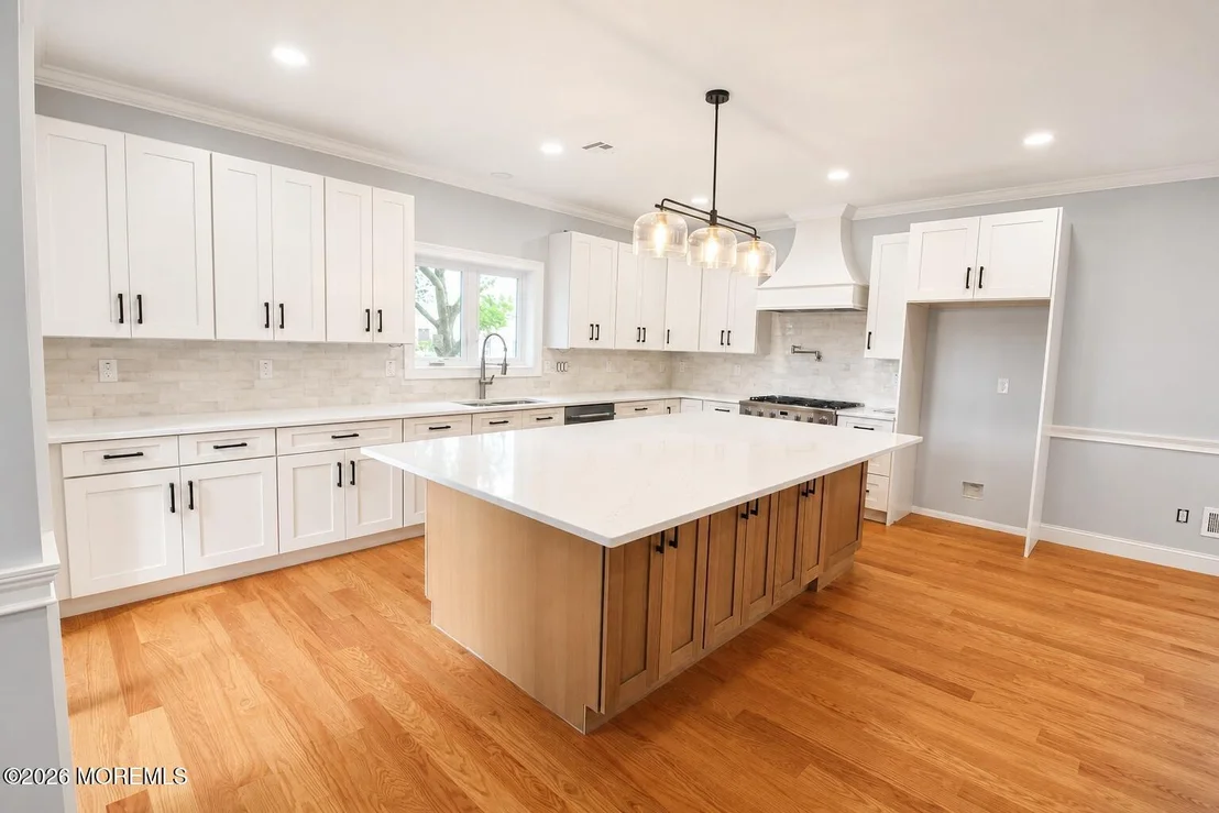 Photo of 427 Central Avenue