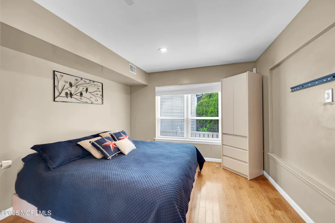 Photo of 741 S River Drive