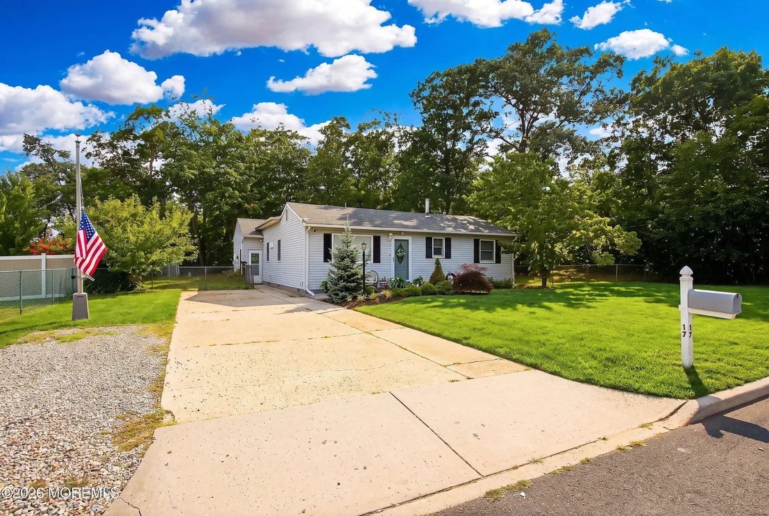 Photo of 17 Locust Road