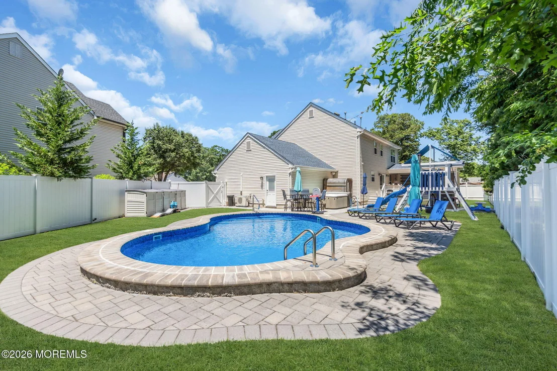 Photo of 2 Tom Gray Court