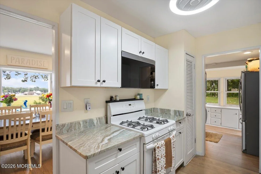 Photo of 471 Beverly Drive