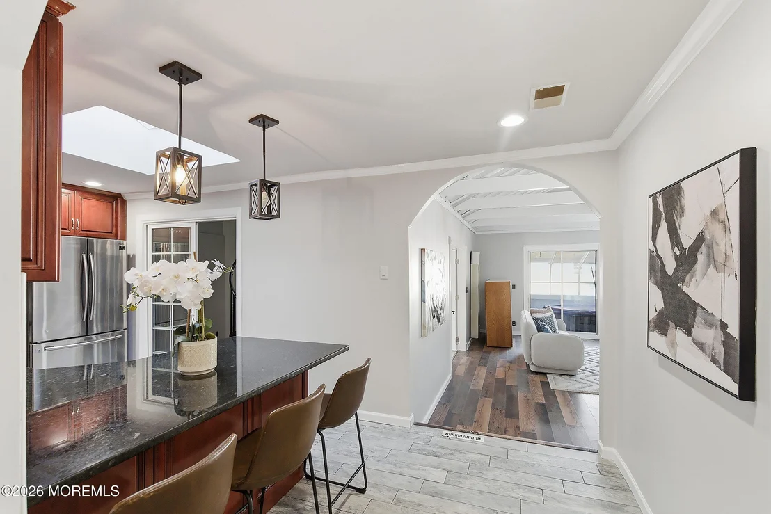 Photo of 215 Sunset Lane