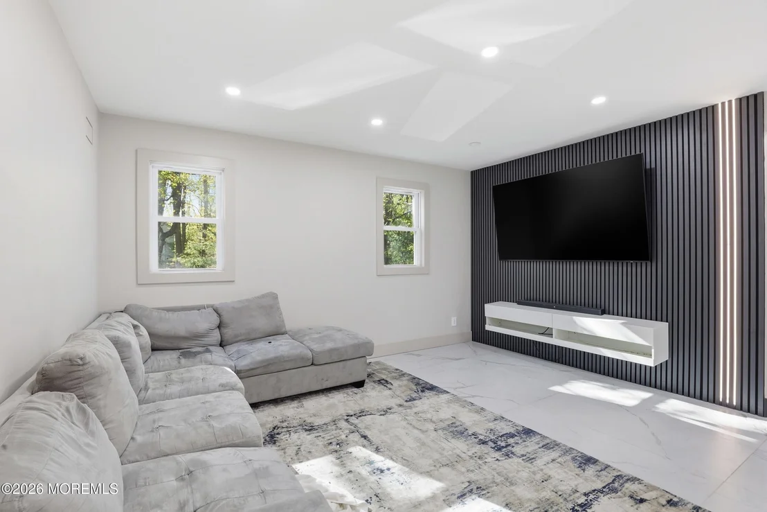 Photo of 492 Cobain Road