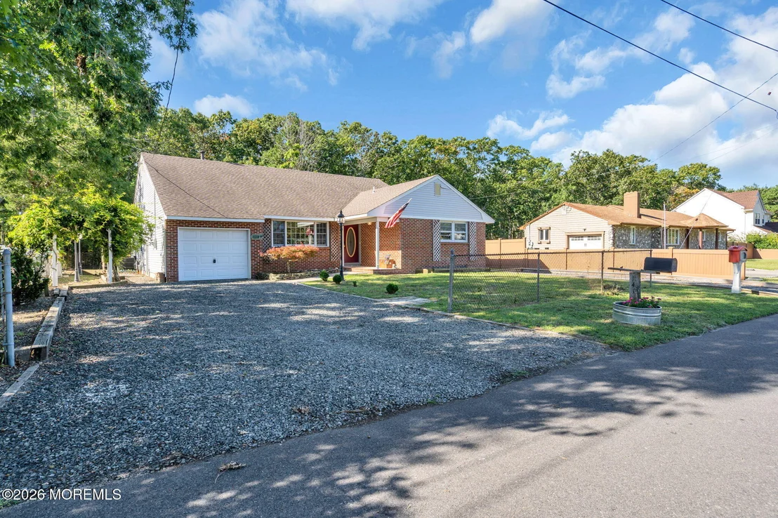 Photo of 141 Sunset Drive