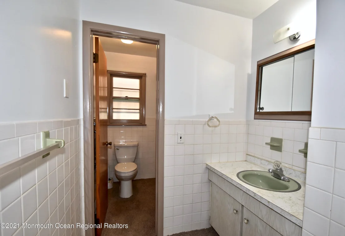 Photo of 231 Lower Lake Drive