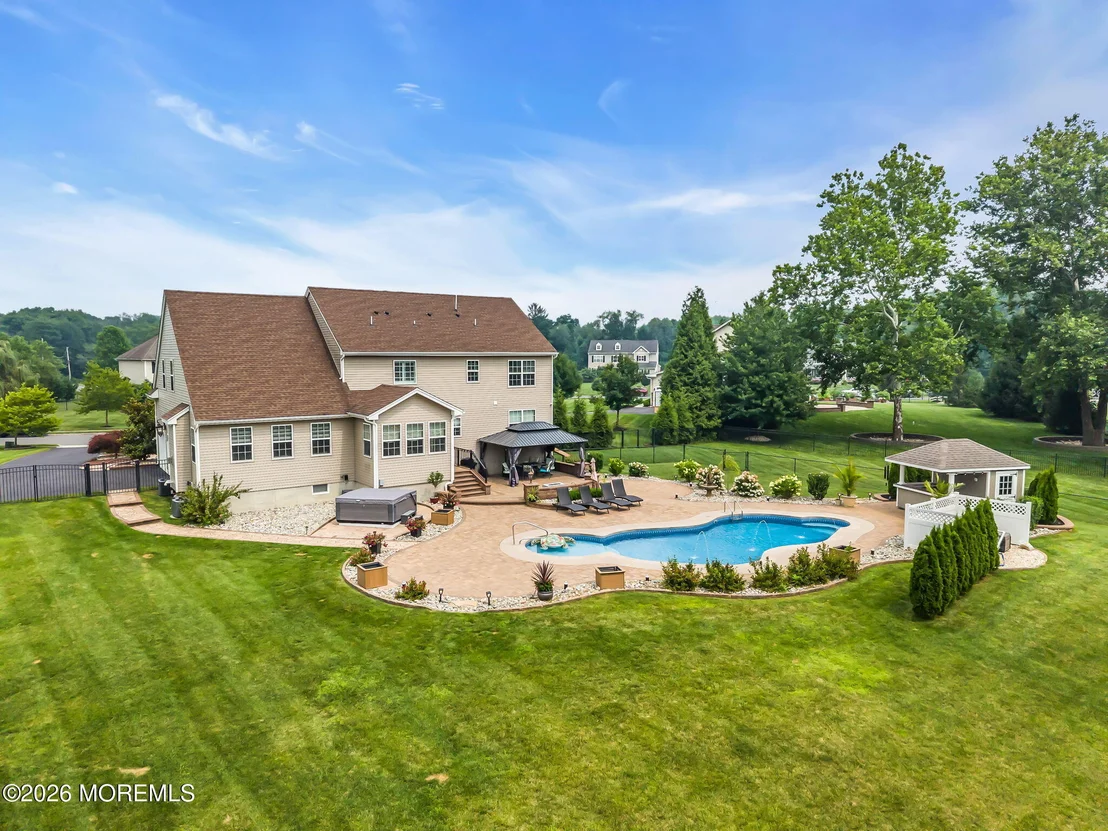 Photo of 12 Whispering Grove Boulevard