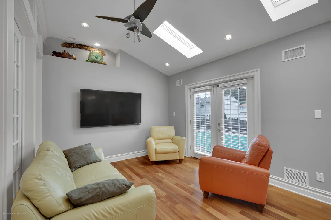 Photo of 159 Natick Trail