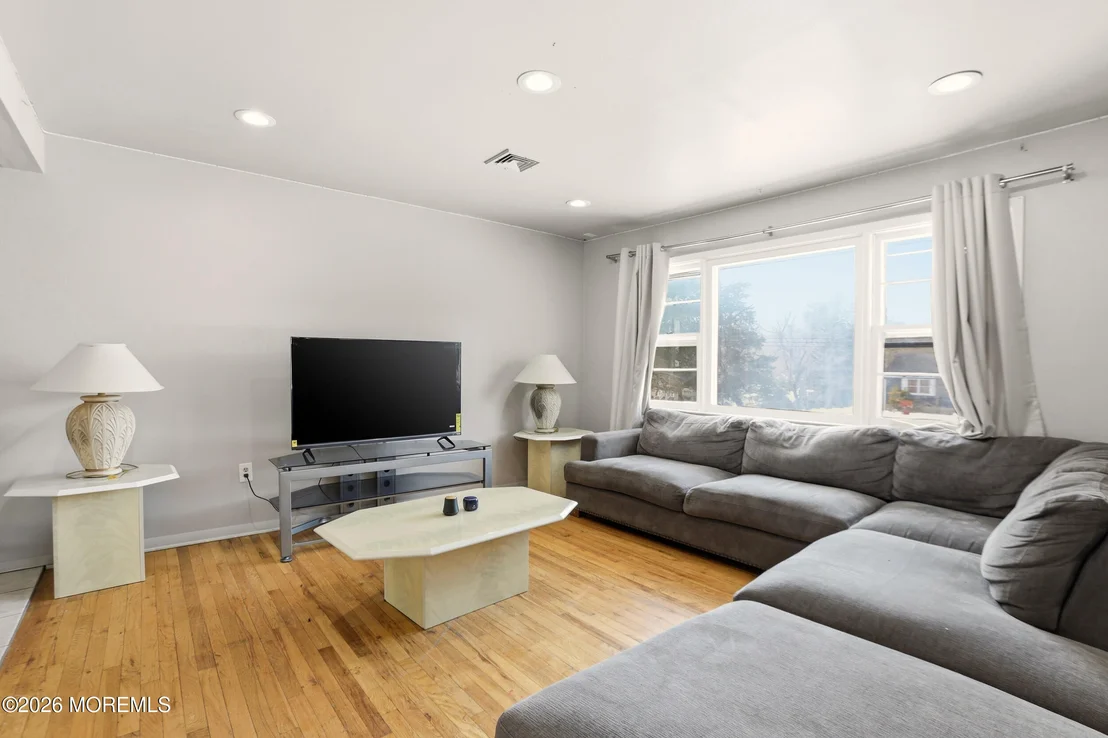 Photo of 403 Cook Road