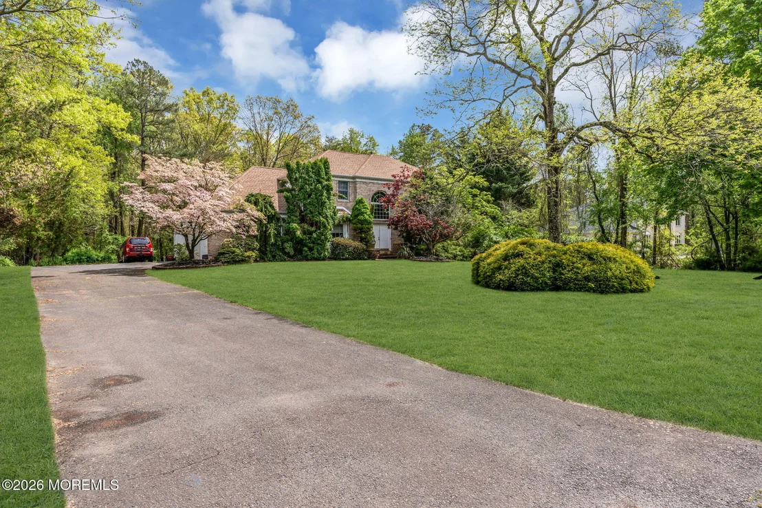 Photo of 4 Quaker Hill Road