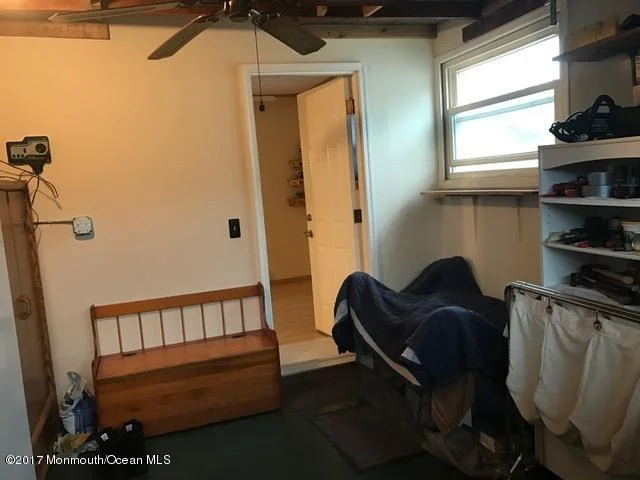 Photo of 450 Applegate Avenue