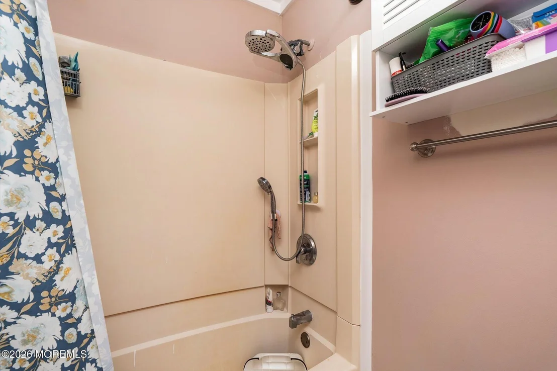 Photo of 210 Archertown Road