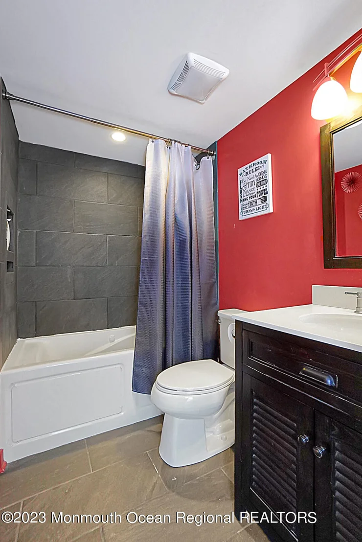 Photo of 175 Delaware Avenue