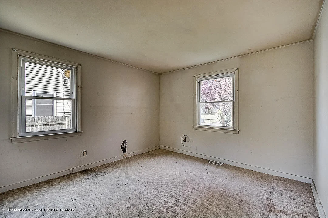 Photo of 329 Edgeview Road