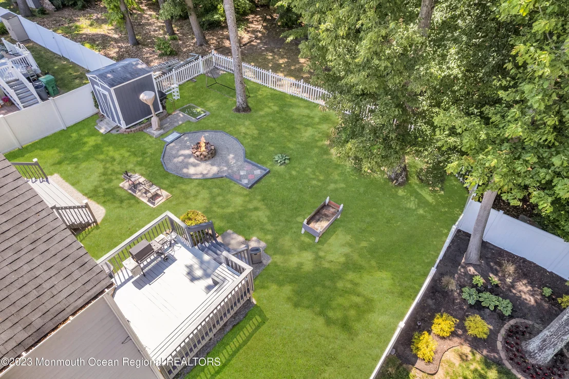 Photo of 7 Spruce Hollow Drive