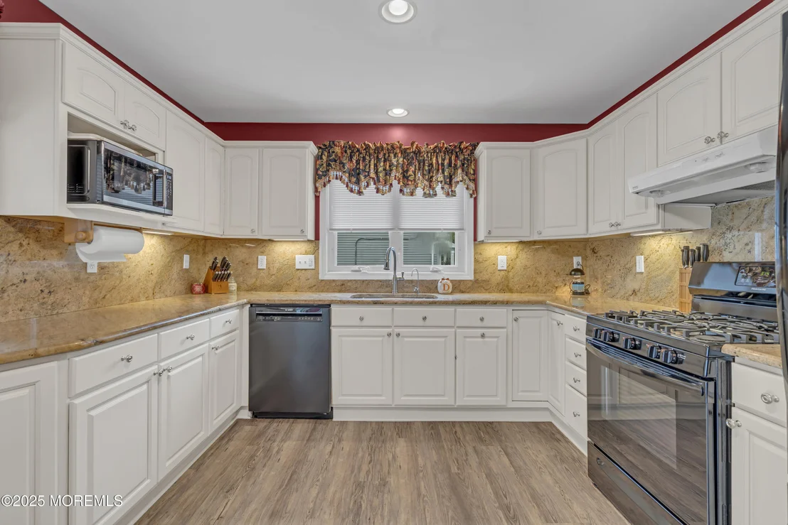 Photo of 818 Arthur Drive