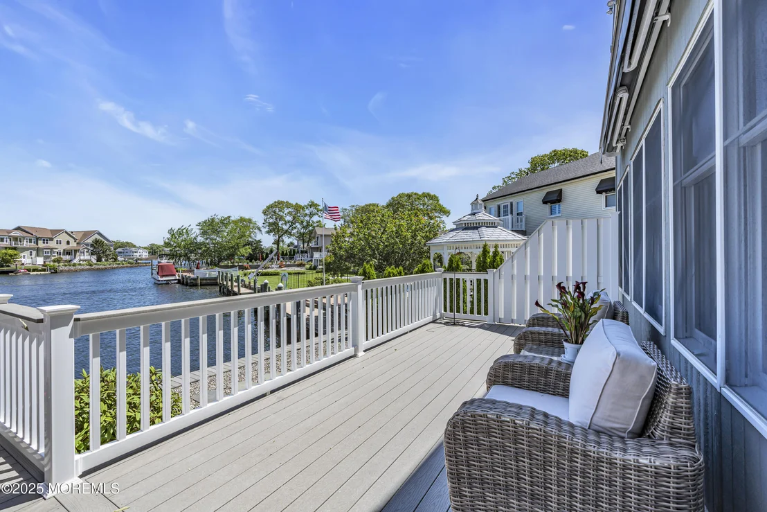 Photo of 560 Midwood Drive