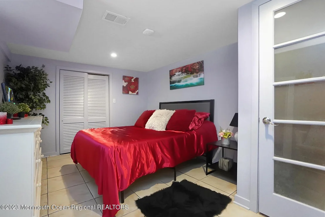 Photo of 175 Delaware Avenue