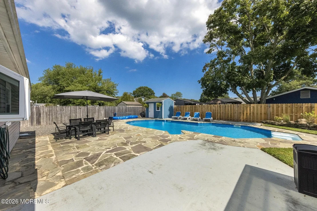 Photo of 302 8th Street