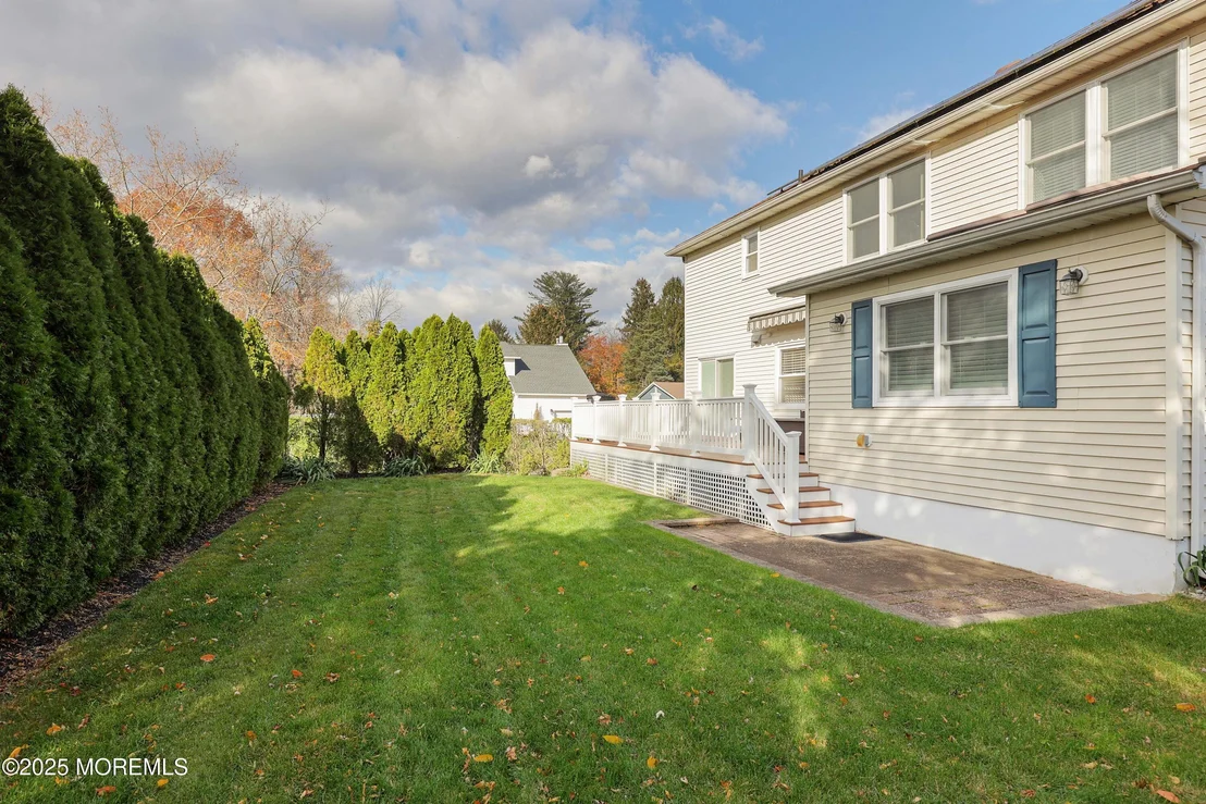 Photo of 2 Columbia Drive