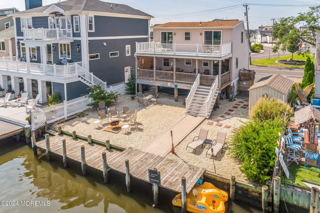 Photo of 112 Morris Boulevard