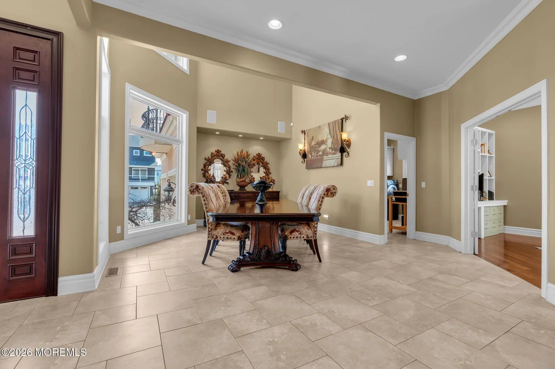 Photo of 342 Aldo Drive