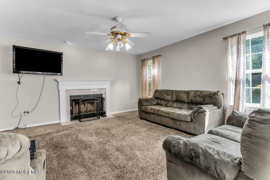 Photo of 383 Meadowood Road