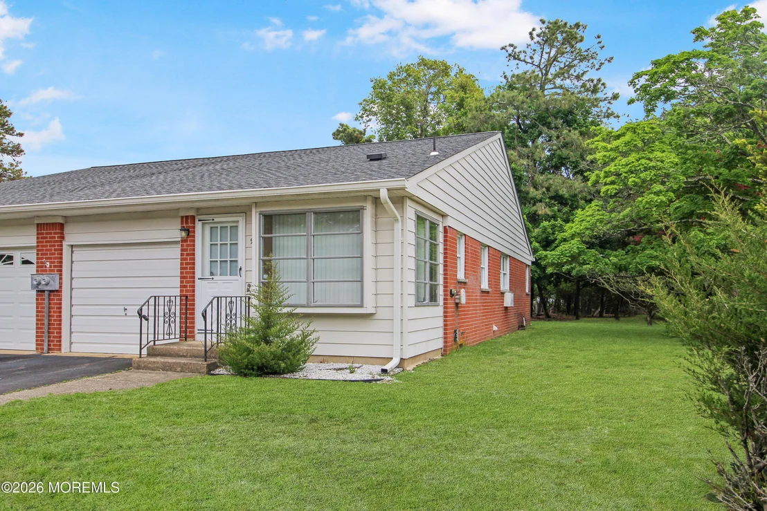Photo of 9b Lenape Drive