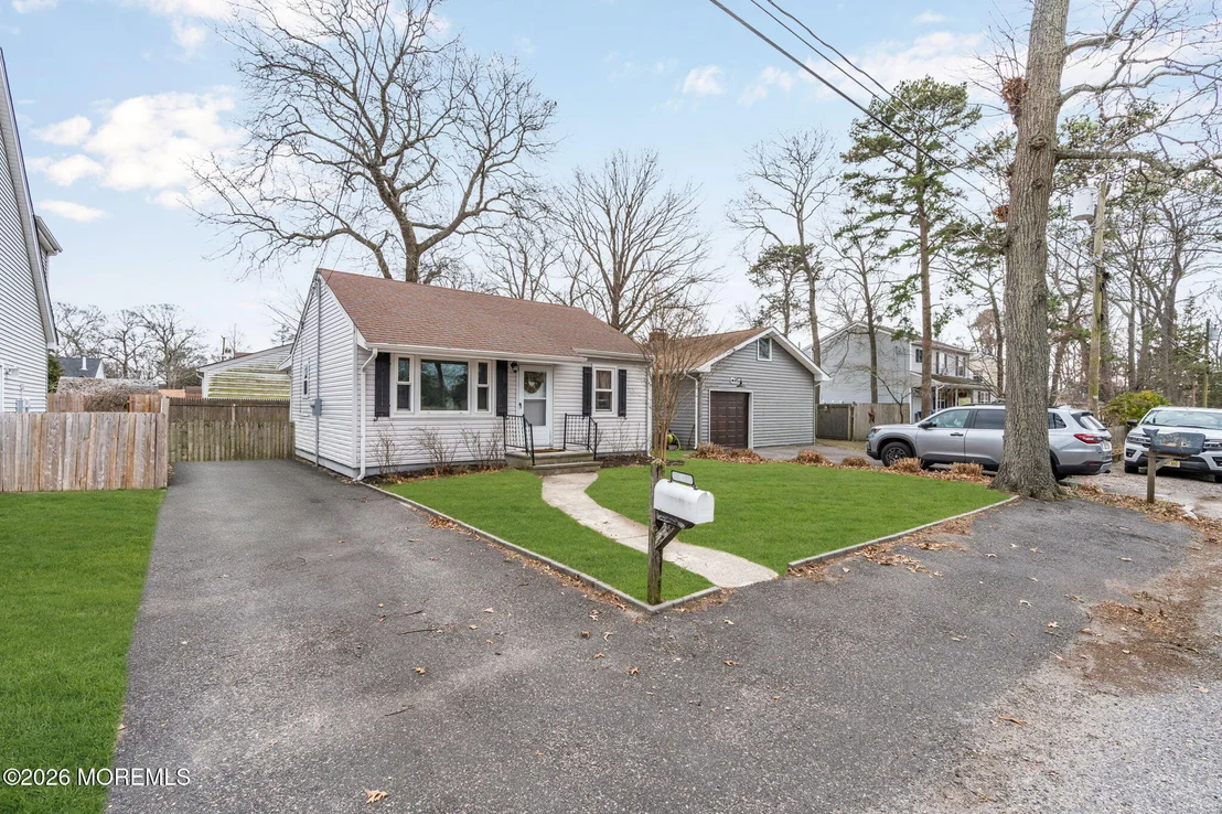 Photo of 49 Cumberland Drive