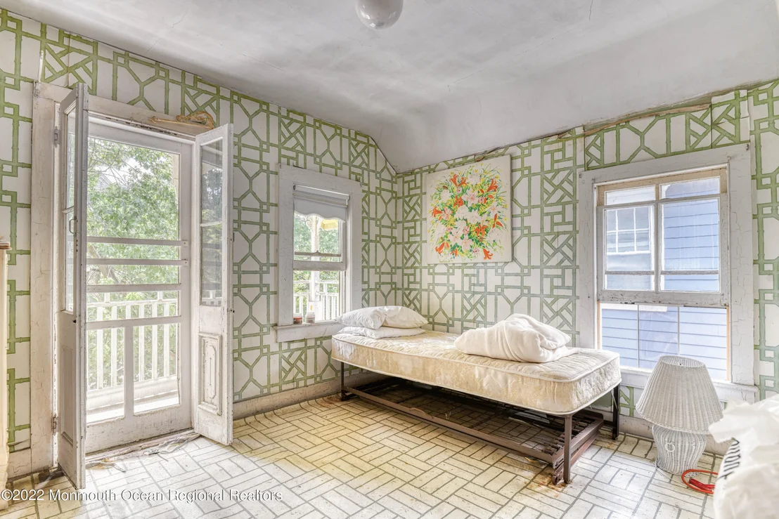 Photo of 51 Webb Avenue