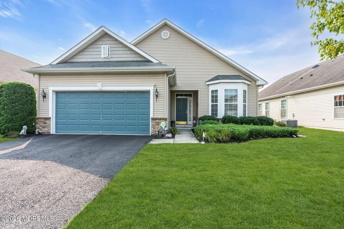 Photo of 44 Eagle Ridge Circle