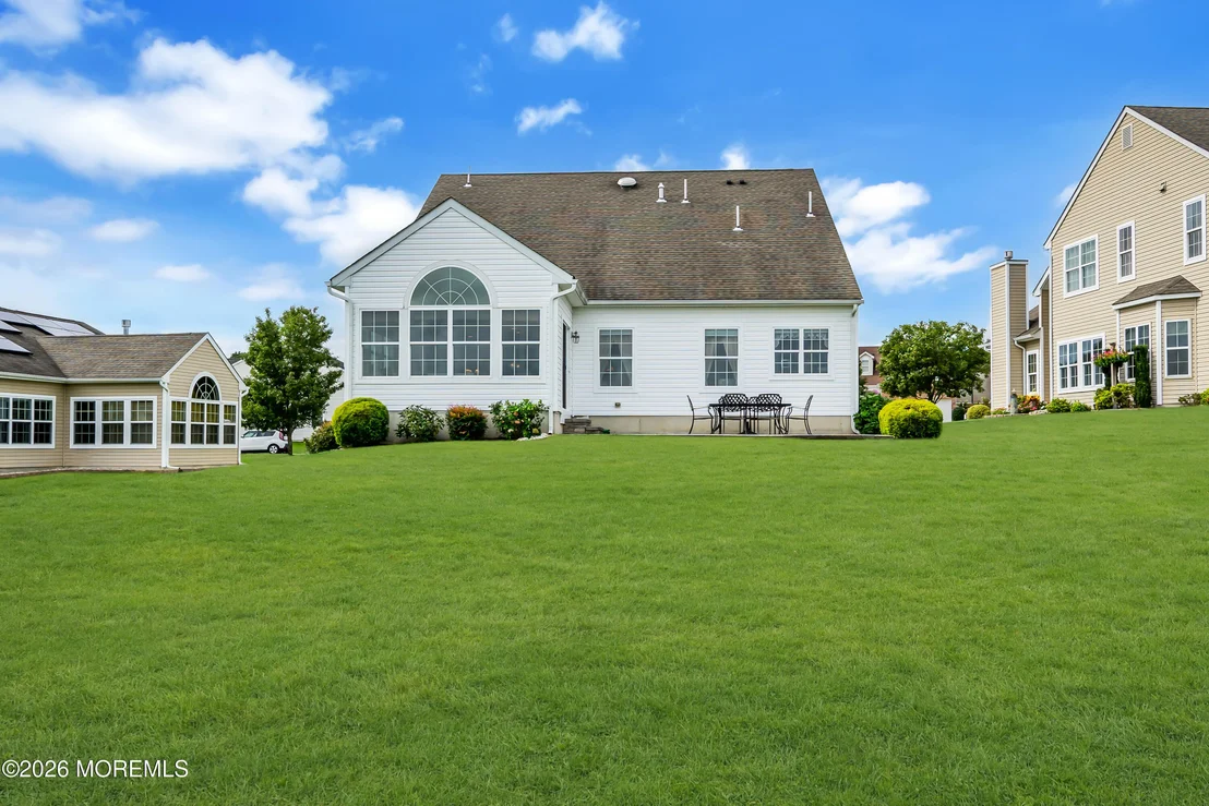 Photo of 4 Bay Head Court