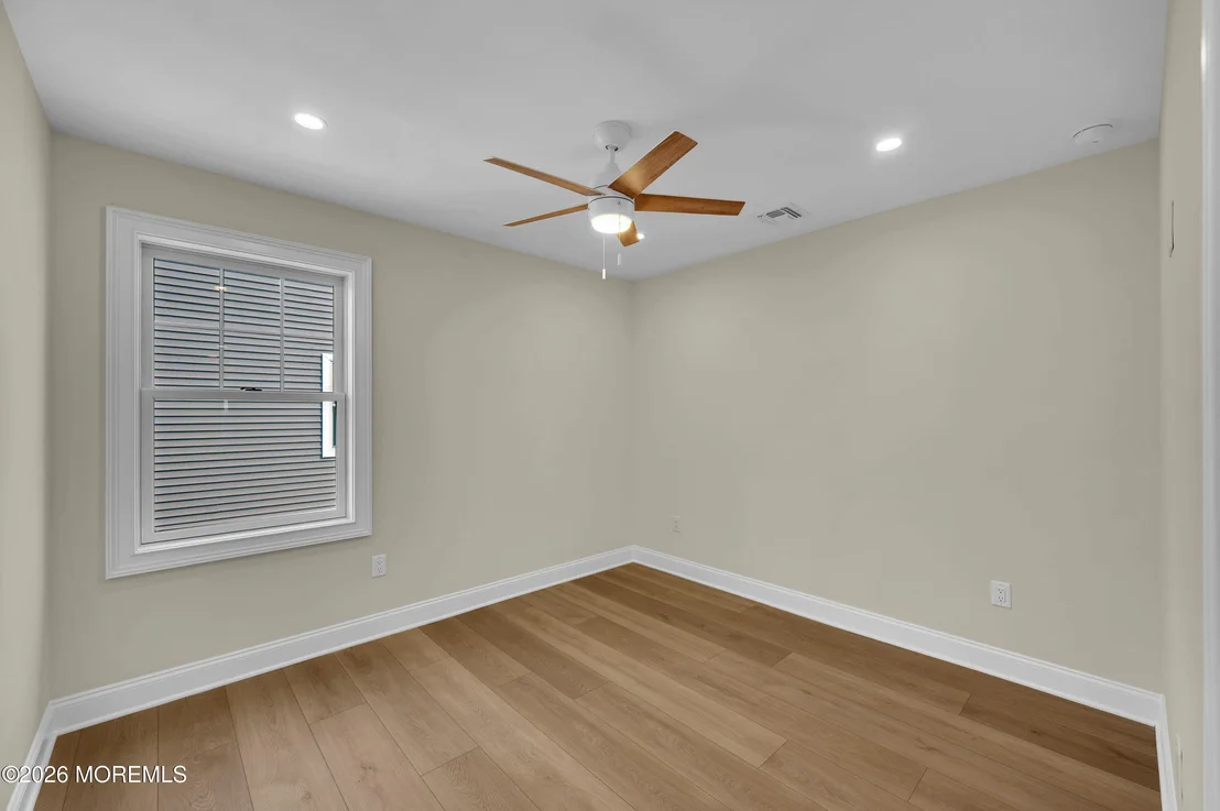 Photo of 105 Fifth Avenue