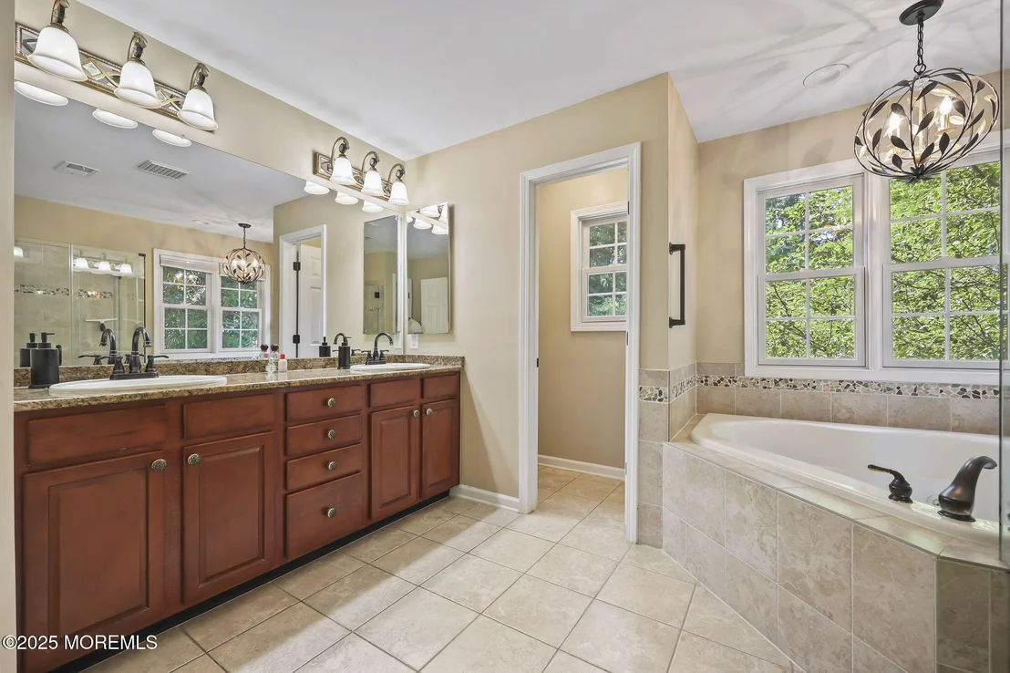 Photo of 7 Trumbull Court
