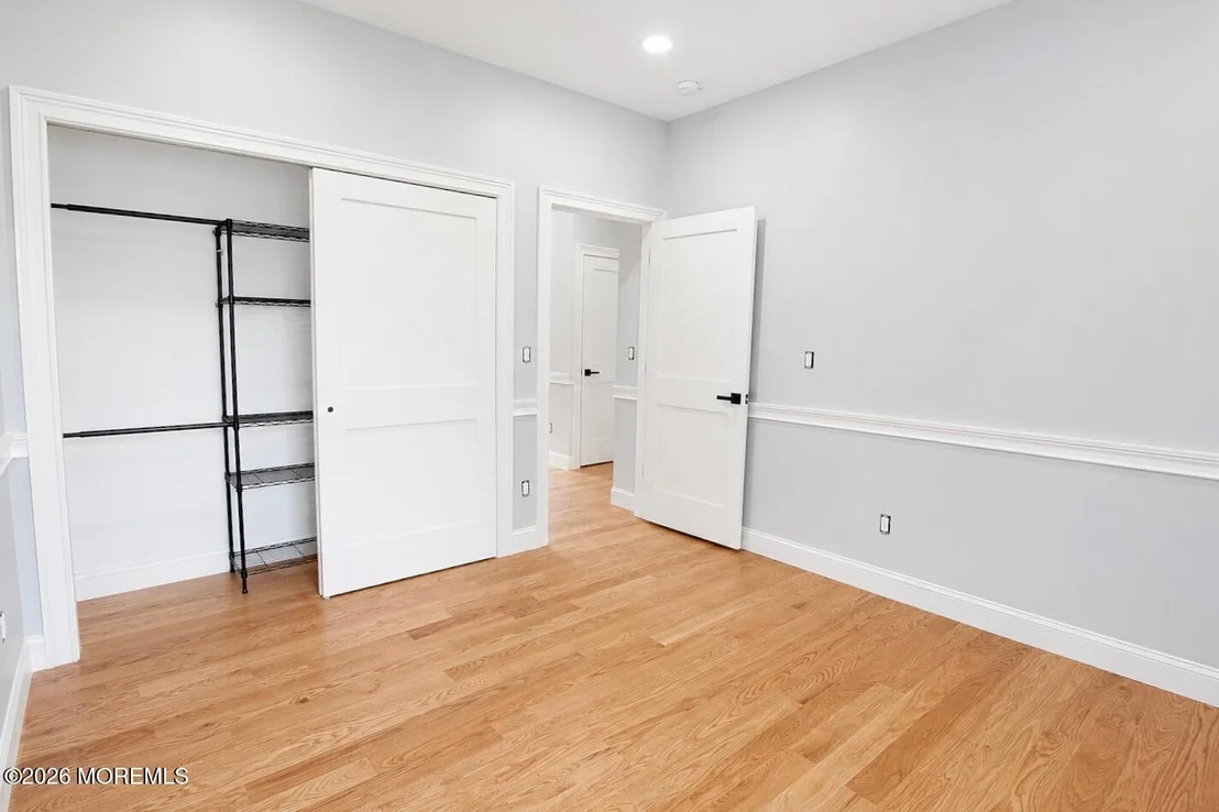 Photo of 427 Central Avenue