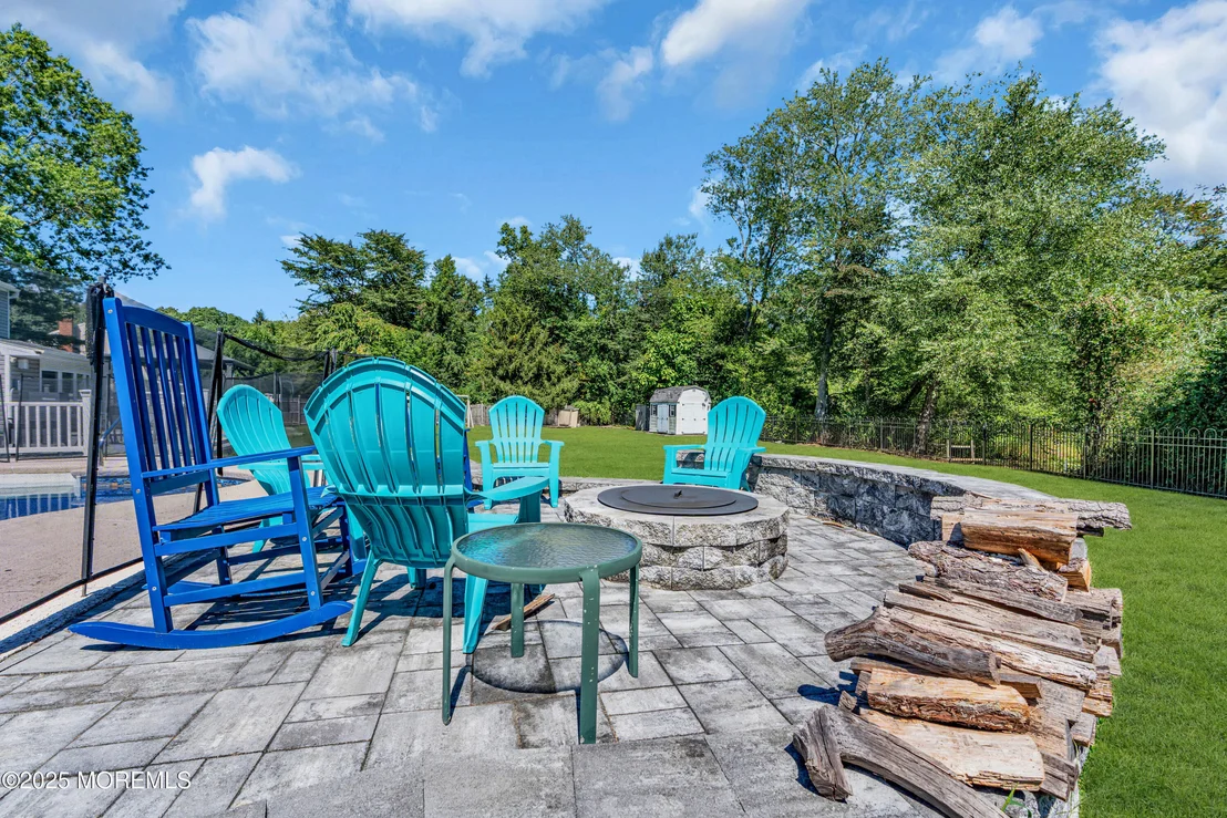 Photo of 16 Bock Boulevard