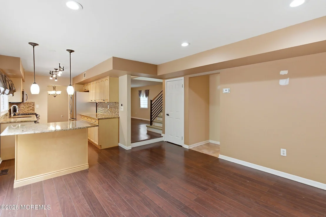 Photo of 42 Fox Drive