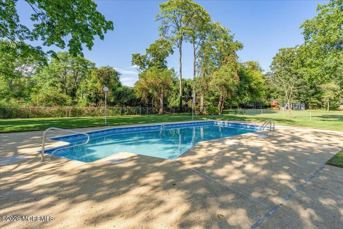 Photo of 5 Colonial Way