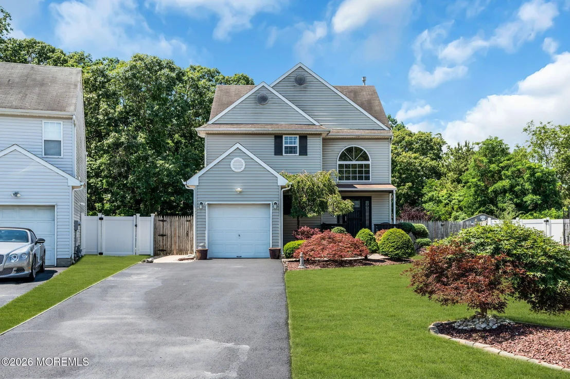 Photo of 124 Atrium Drive