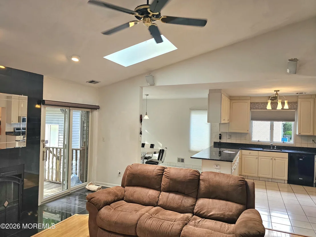 Photo of 655 Laurel Avenue