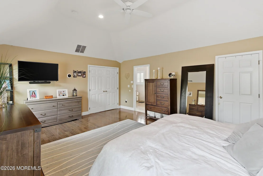 Photo of 8 Arboretum Drive