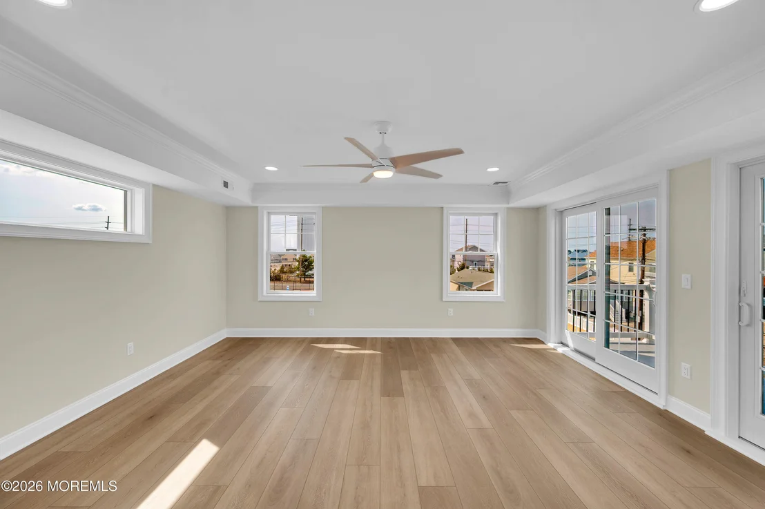 Photo of 105 Fifth Avenue