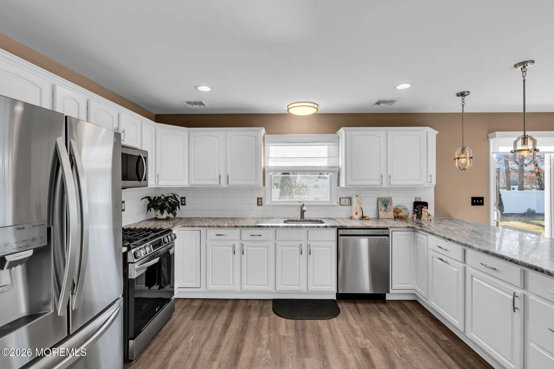 Photo of 15 Eagle Drive