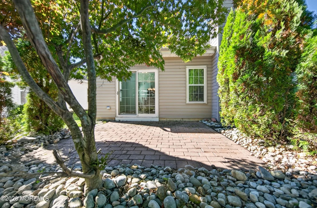 Photo of 6 Doral Way